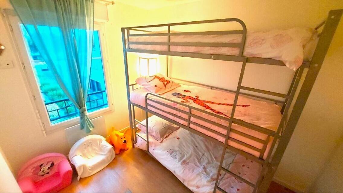 Appartement Familial Pour 6 Adultes Et 5 Enfants A 10 Min De Disney バイー・ロマンヴィリエ エクステリア 写真